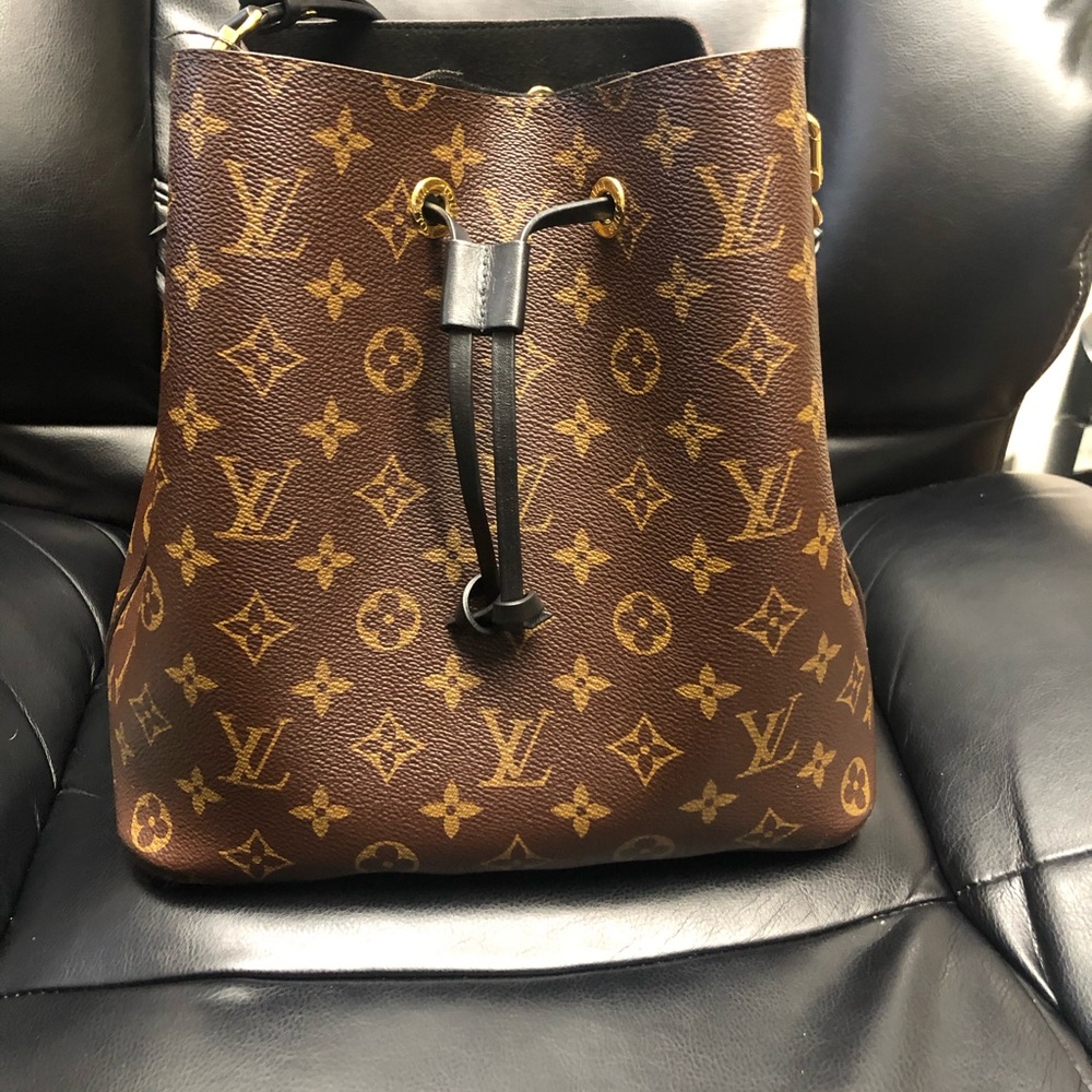 Louis Vuitton Neonoe